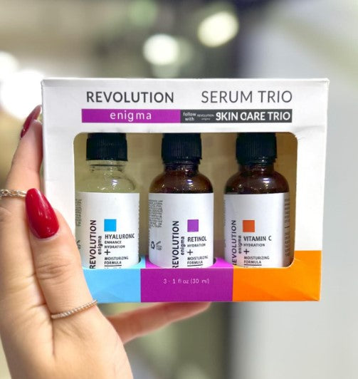 TripleGlow Anti-Aging Serum Kit - ¡Recupera tu brillo juvenil con Vitamina C, Retinol y Ácido Hialurónico!